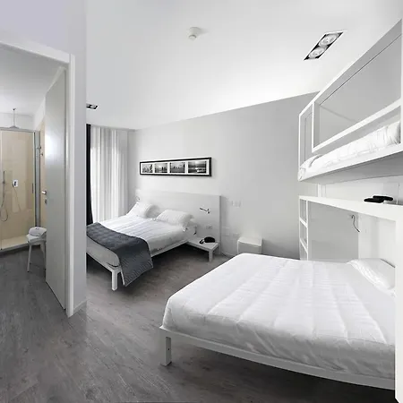Hotel Europa Monetti Cattolica Exterior photo